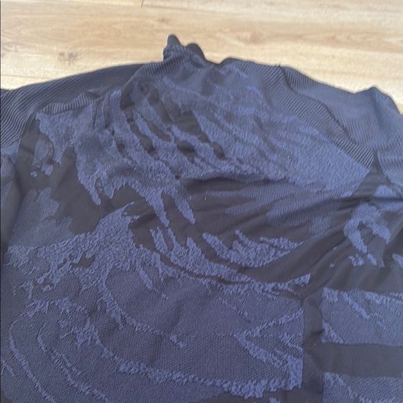 Adidas Dark blue and Gray Short Sleeve Tee - Picture 6 of 7